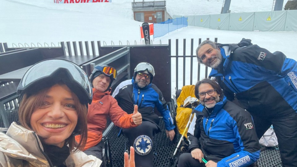 9afdff3c 24e6 4395 be2f c169f414fc20