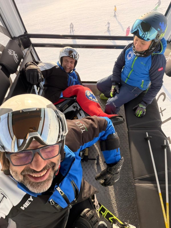 e4b74104 3c5c 4675 8e5f b3da6e5b3612